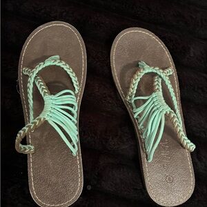 Plaka Mint Braided Sandals